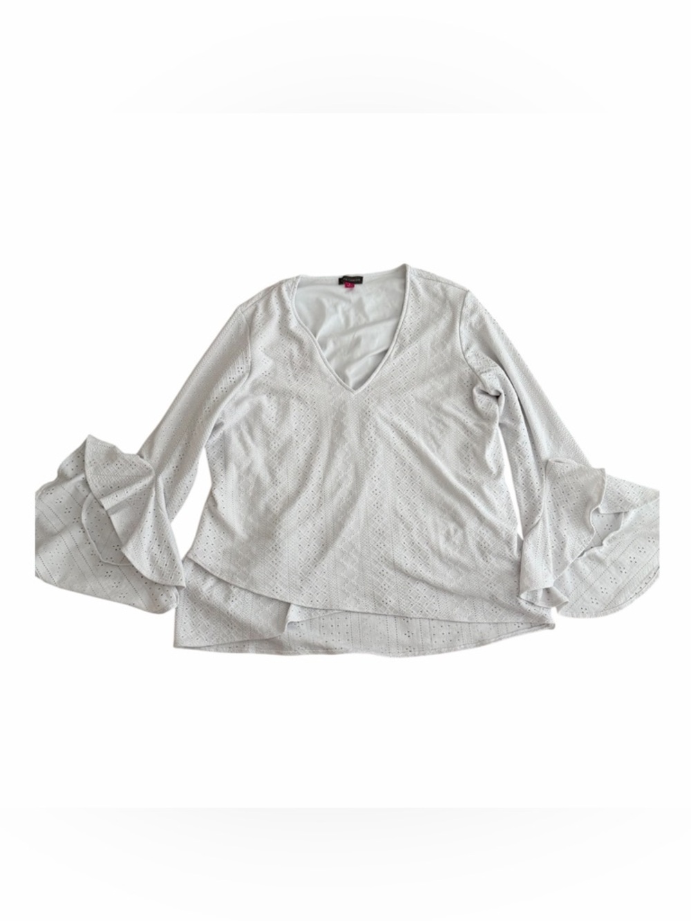 Vince Camuto White Eyelet V-Neck Bell Sleeve Blouse (007)